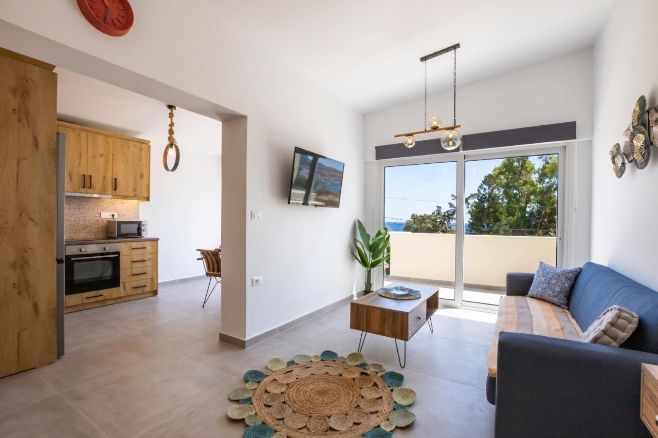 Aronia Luxury Apartments Karpathos Exteriör bild